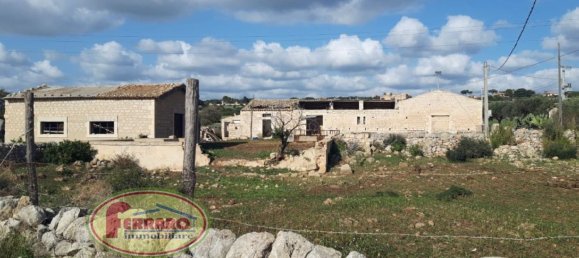 Casa de 6 habitaciónes en Scicli, Italy No. 149217 17