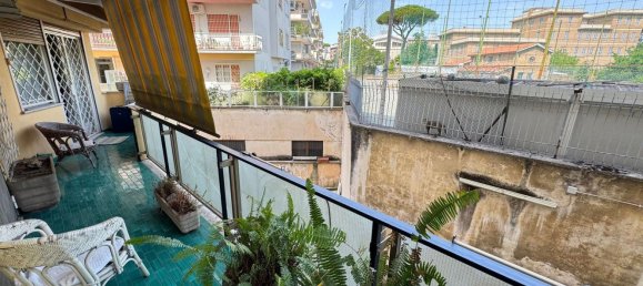 5 bedrooms Apartment in Rome, Italy No. 321567 16