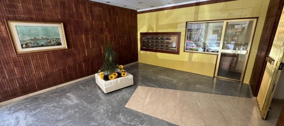 5 bedrooms Apartment in Rome, Italy No. 321567 19