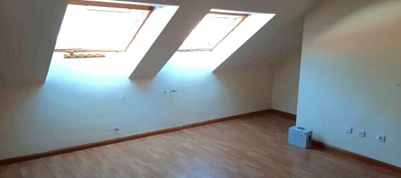 5 Schlafzimmer Doppelhaus in San Lorenzo de El Escorial, Spain, Nr. 146416 3