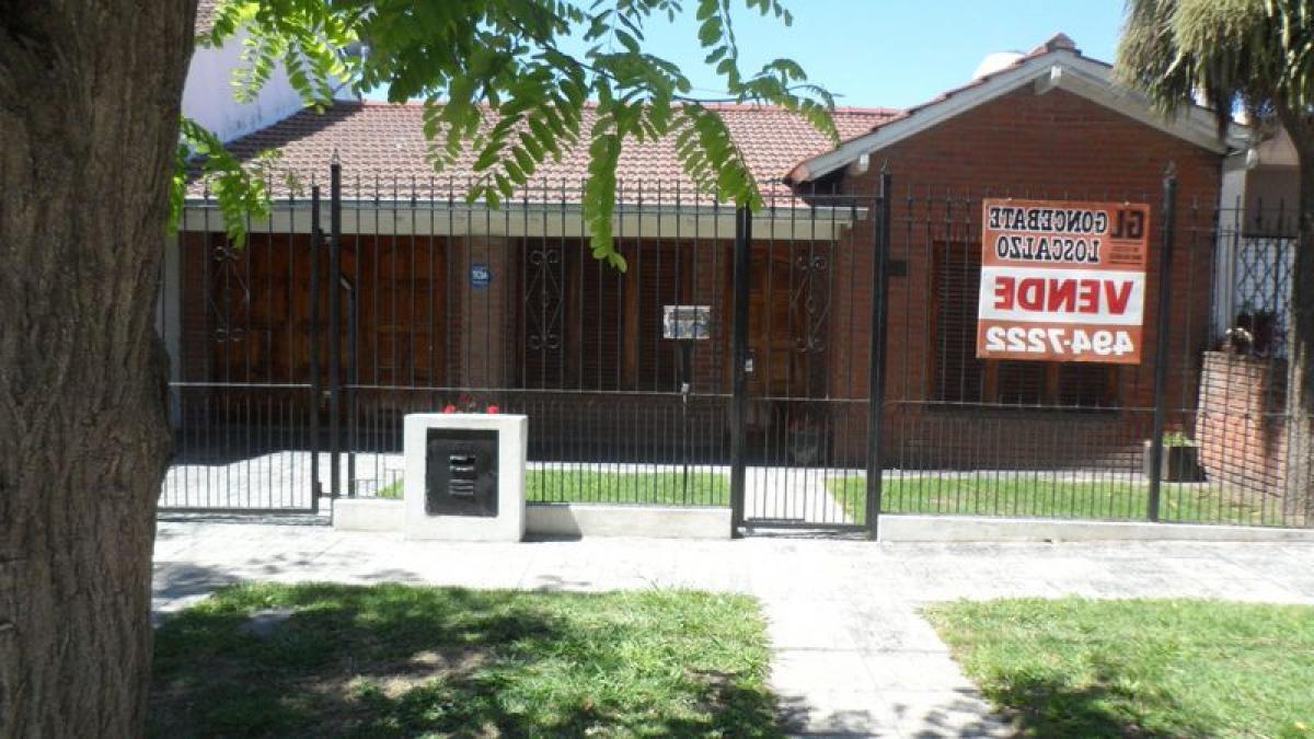 2 bedrooms House in Mar del Plata, Argentina No. 91892