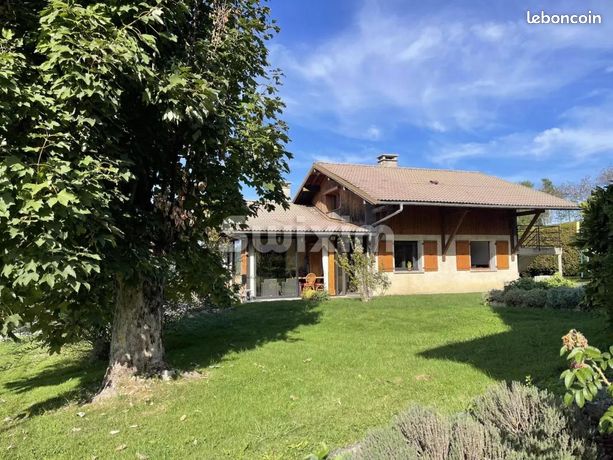 3 bedrooms House in Villaz, France No. 310304