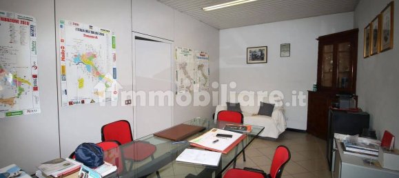 3 rooms Warehouse in Lucca, Italy No. 334622 19