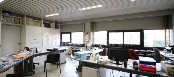 3 rooms Warehouse in Lucca, Italy No. 334622 9