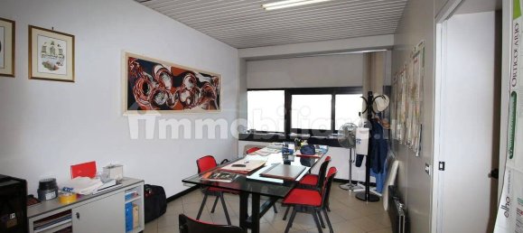 3 rooms Warehouse in Lucca, Italy No. 334622 13