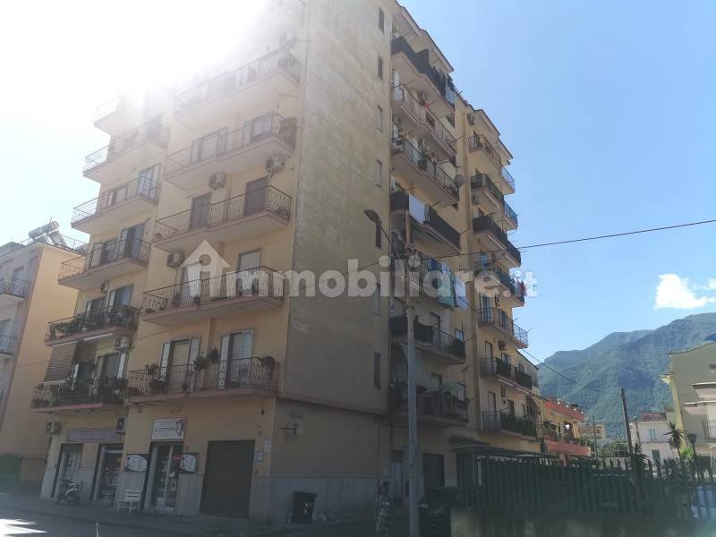 Квартира с 4 комнатами в Ангри, Италия № 262719