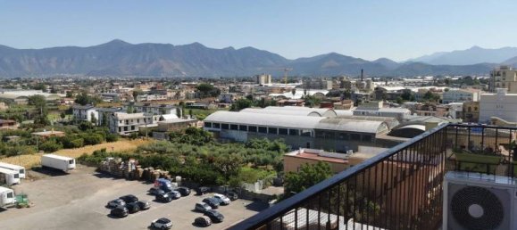 Квартира с 4 комнатами в Ангри, Италия № 262719 10