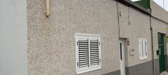 Casa de 3 dormitorios en Arico, Spain No. 170766 35