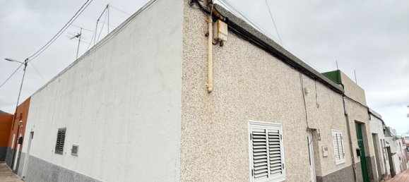 Casa de 3 dormitorios en Arico, Spain No. 170766 34