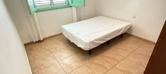 Casa de 3 dormitorios en Arico, Spain No. 170766 2