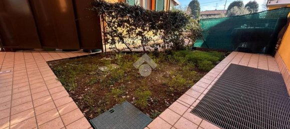 Квартира с 2 комнатами в Поццо д’Адда, Италия № 22544 7