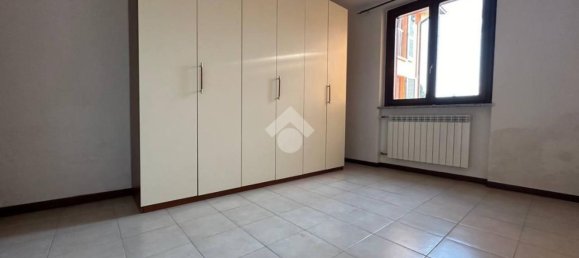 Квартира с 2 комнатами в Поццо д’Адда, Италия № 22544 13