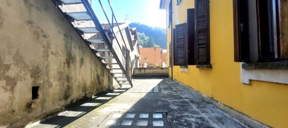 4غرفة شقة في Lecco, Italy رقم 289972 21