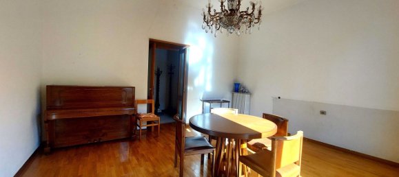 4غرفة شقة في Lecco, Italy رقم 289972 11