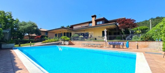 7غرفة فيلا في Provaglio d'Iseo, Italy رقم 277435 23