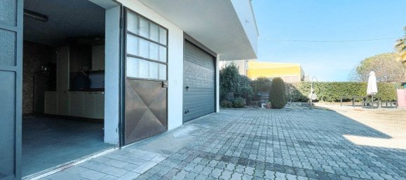 3 غرف نوم منزل في Oleggio, Italy رقم 279906 12