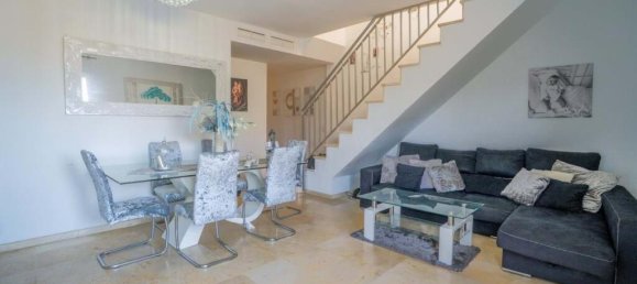 3 Schlafzimmer Penthouse in Estepona, Spain, Nr. 217815 2