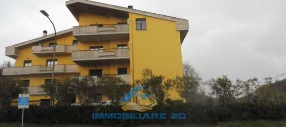 Oficina en Teramo, Italy 260 m² No. 73272 10