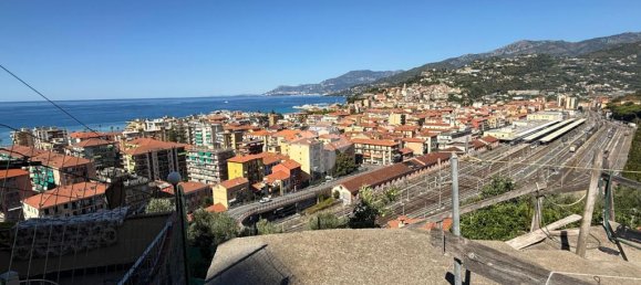 Studio in Ventimiglia, Italy No. 263342 9