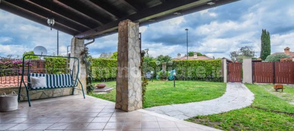 Villa de 3 dormitorios en Rome, Italy No. 376279 3