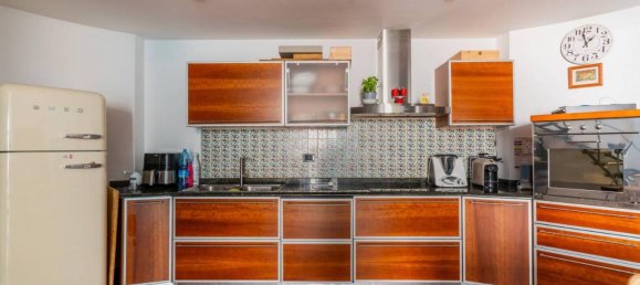 Apartamento de 4 habitaciónes en Lecce, Italy No. 74714 3