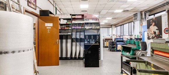 Almacén en Samarate, Italy 400 m² No. 58553 6