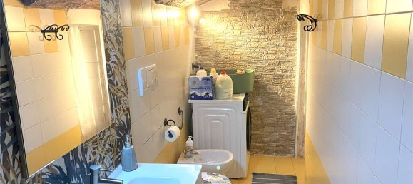 3 bedrooms Apartment in Quarrata, Italy No. 335094 30