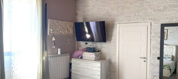 3 bedrooms Apartment in Quarrata, Italy No. 335094 17