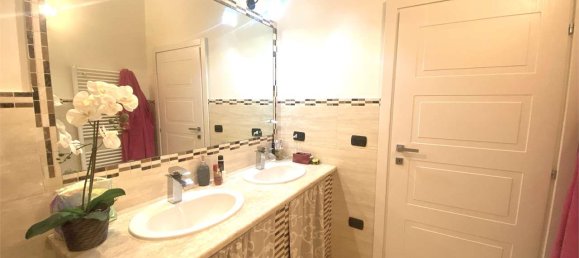 3 bedrooms Apartment in Quarrata, Italy No. 335094 29