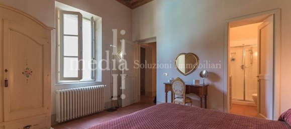 6 rooms Apartment in Terricciola, Italy No. 59553 13