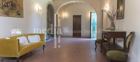 6 rooms Apartment in Terricciola, Italy No. 59553 3