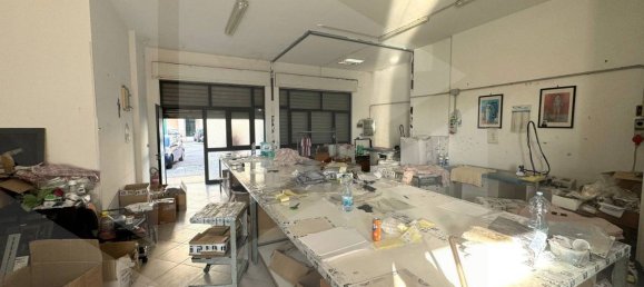 1 room Commercial property in Barletta, Italy No. 28049 6