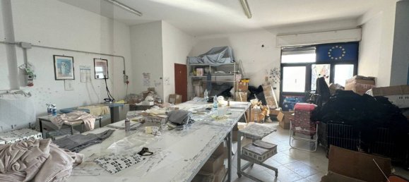 1 room Commercial property in Barletta, Italy No. 28049 7
