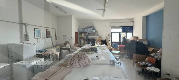 1 room Commercial property in Barletta, Italy No. 28049 9