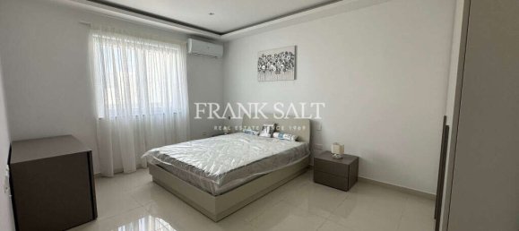 2 chambres Penthouse à Xghajra, Malta No. 5004 12