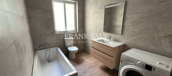 2 chambres Penthouse à Xghajra, Malta No. 5004 3