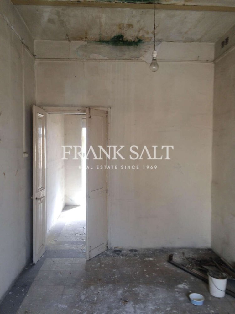 Мезонет с 1 спальней в Заббар, Мальта № 1714