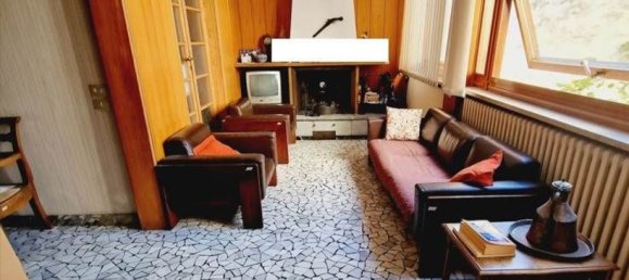 520m² Building in Meldola, Italy No. 88901 3