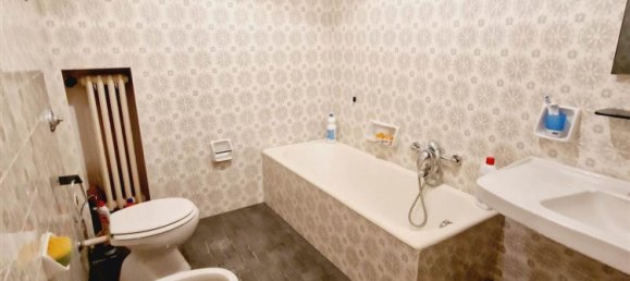 520m² Building in Meldola, Italy No. 88901 11