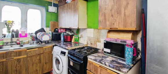 2 bedrooms House in Wickford, United Kingdom No. 1850 4