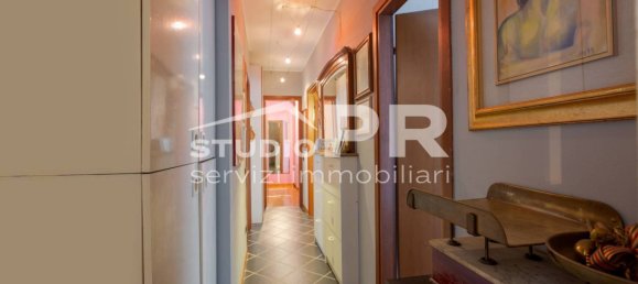 3 Schlafzimmer Wohnung in Monza, Italy, Nr. 163402 8