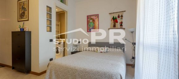 3 Schlafzimmer Wohnung in Monza, Italy, Nr. 163402 9