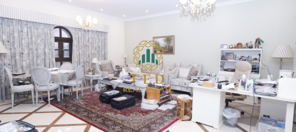 Villa de 7 dormitorios en The Villa, UAE No. 8104 18