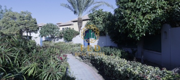 Villa de 7 dormitorios en The Villa, UAE No. 8104 24