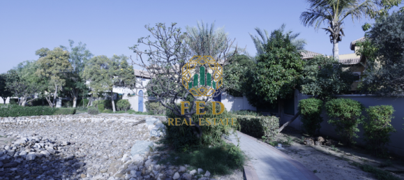 Villa de 7 dormitorios en The Villa, UAE No. 8104 23