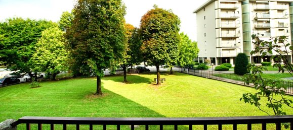 3 Schlafzimmer Wohnung in Bergamo, Italy, Nr. 335392 2