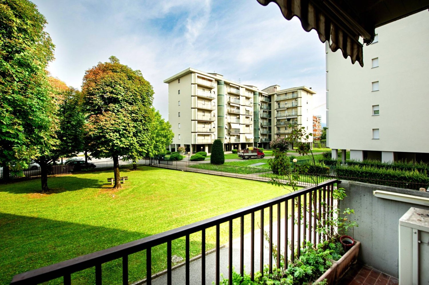 3 Schlafzimmer Wohnung in Bergamo, Italy, Nr. 335392