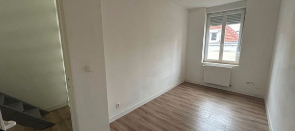 Дом с 3 спальнями в Кале, Франция № 44273 3