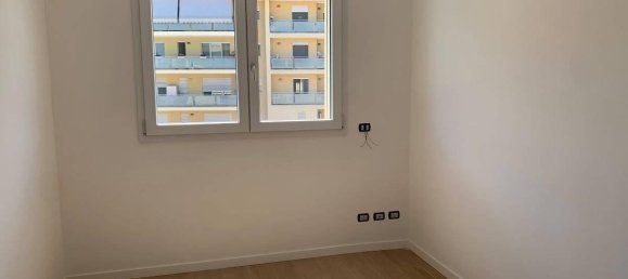4-Zimmer Wohnung in San Giuliano Milanese, Italy, Nr. 33678 37