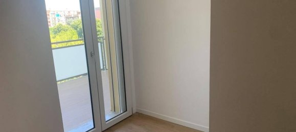 4-Zimmer Wohnung in San Giuliano Milanese, Italy, Nr. 33678 33